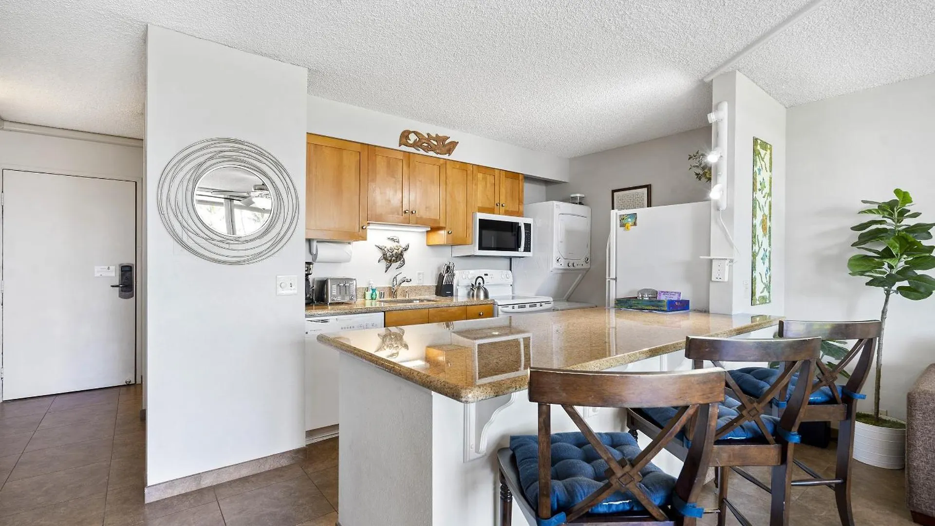 Nyaraló Island Surf 304 - Renovated, Ocean Views, Split Ac Villa Kihei